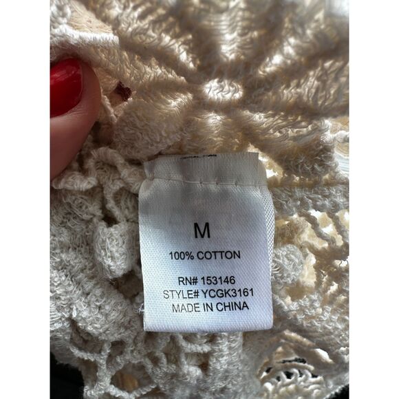 NWOT GLG Women's Cream Knit Crochet Button Front Short Sleeve Top Size M - Picture 9 of 9